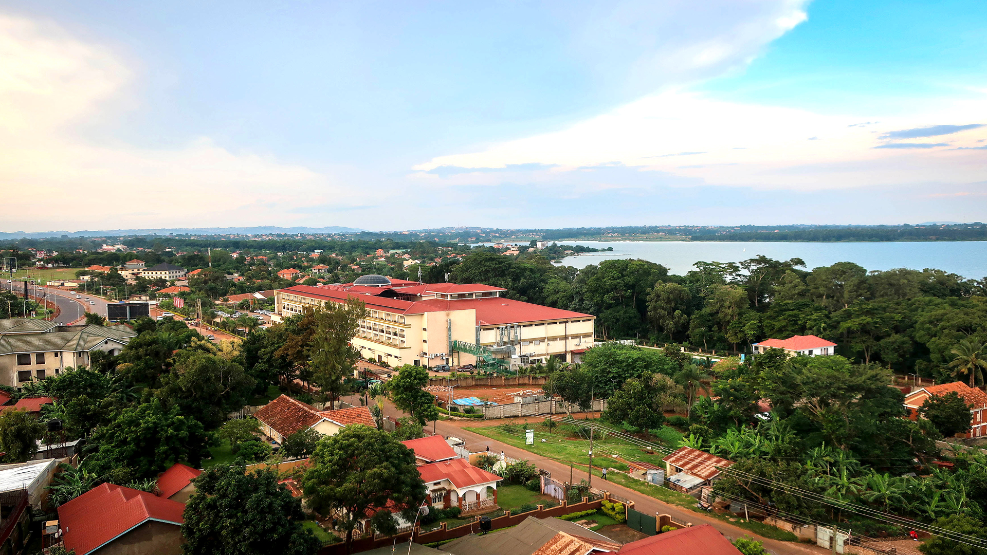 Cheap flights to Uganda from £464 Uganda flights with Netflights