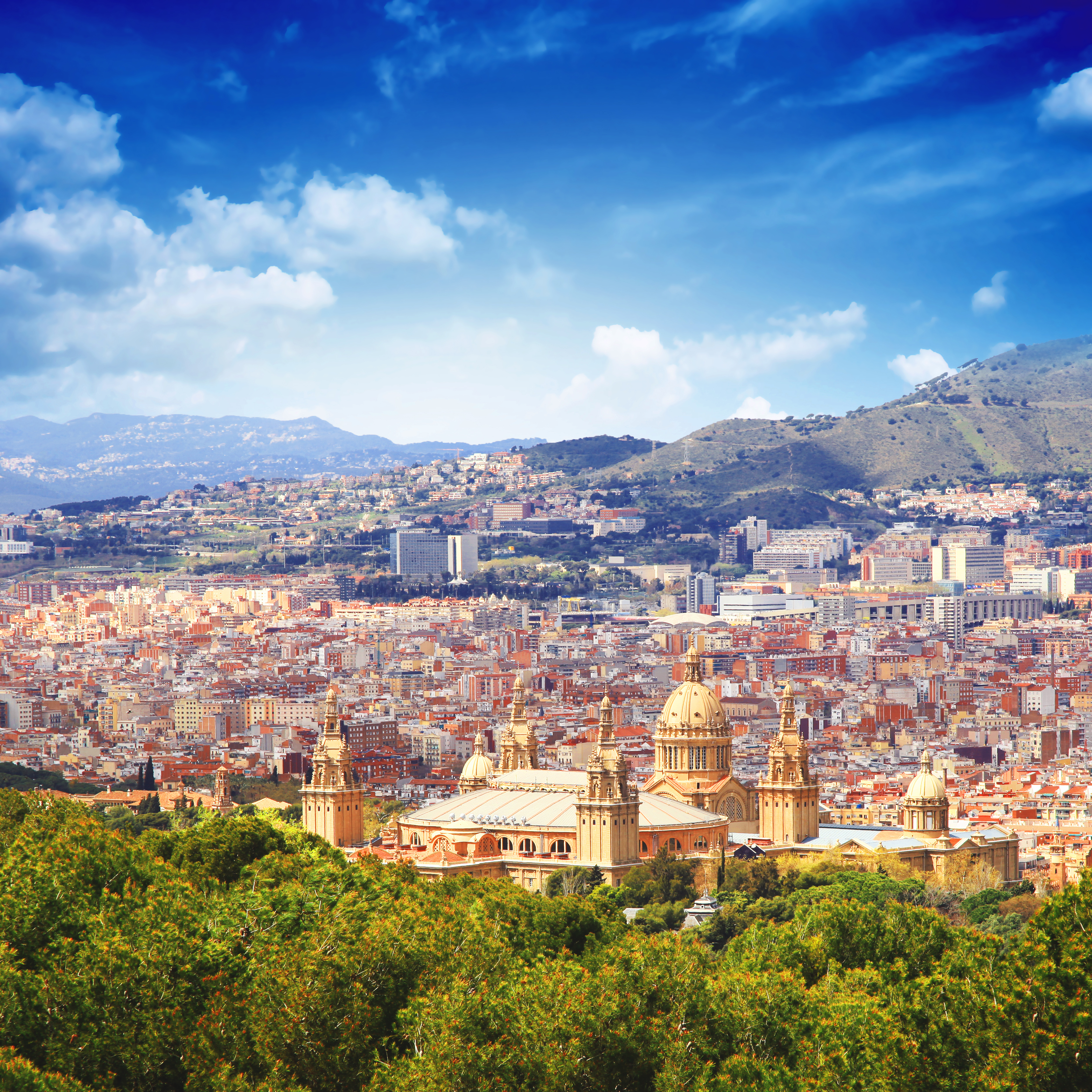 Cheap flights from Manchester MAN to Barcelona BCN Netflights