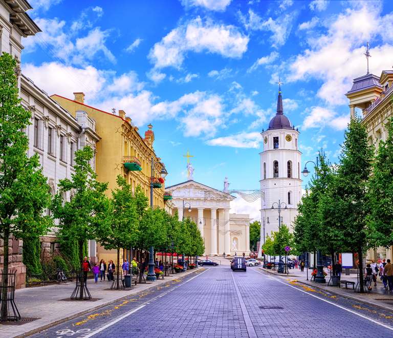 Cheap flights to Vilnius (VNO) from £146 Netflights