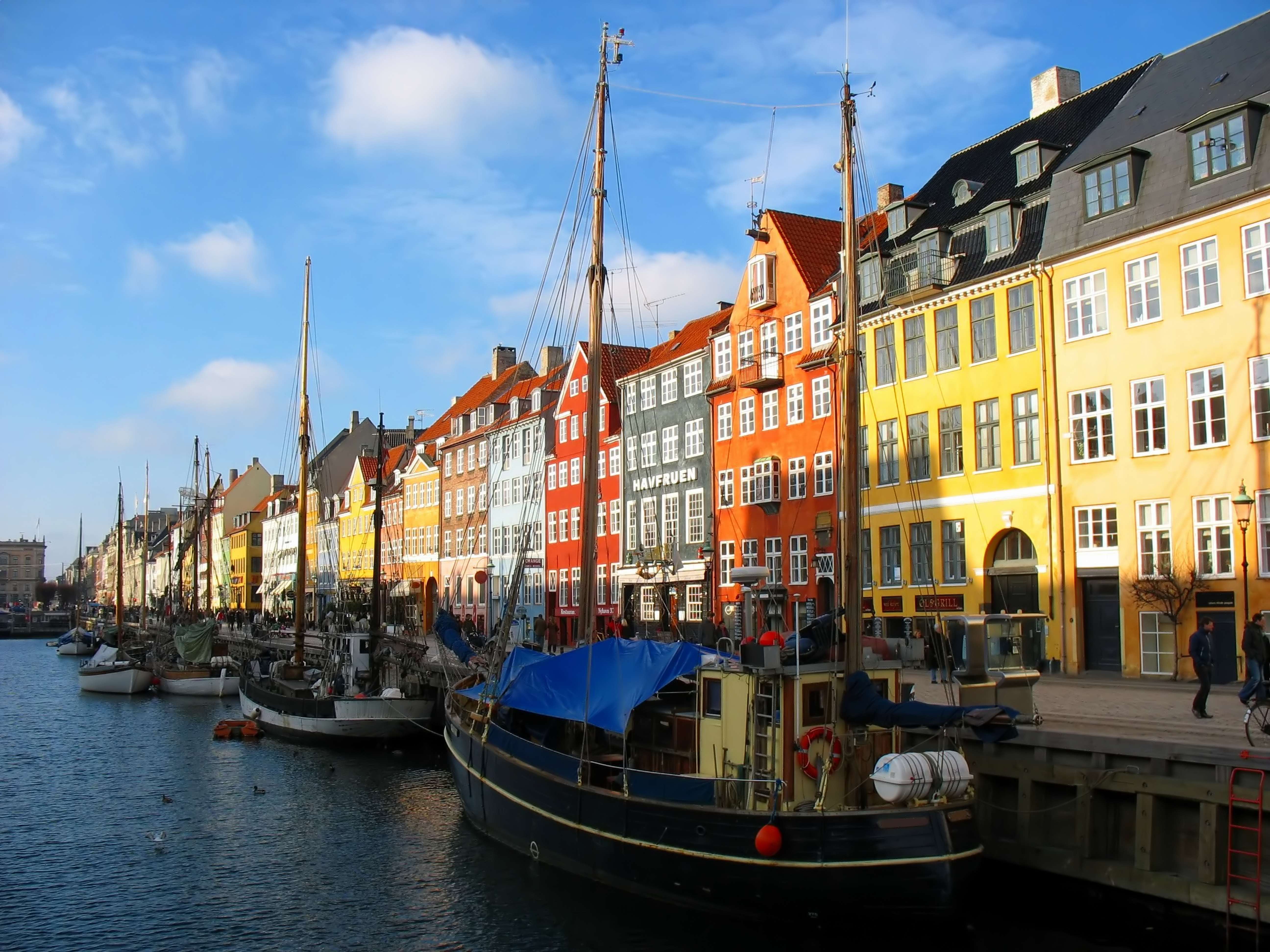 Cheap flights from London Heathrow LON to Copenhagen CPH